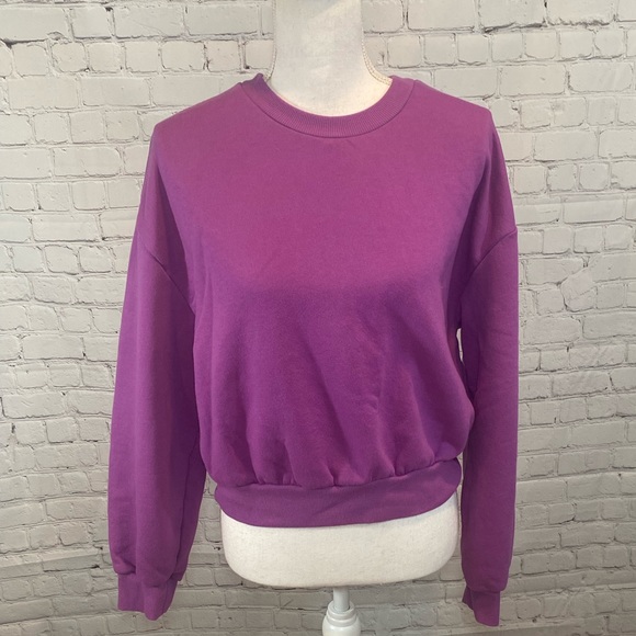 WILD FABLE Cropped Crewneck Sweatshirt